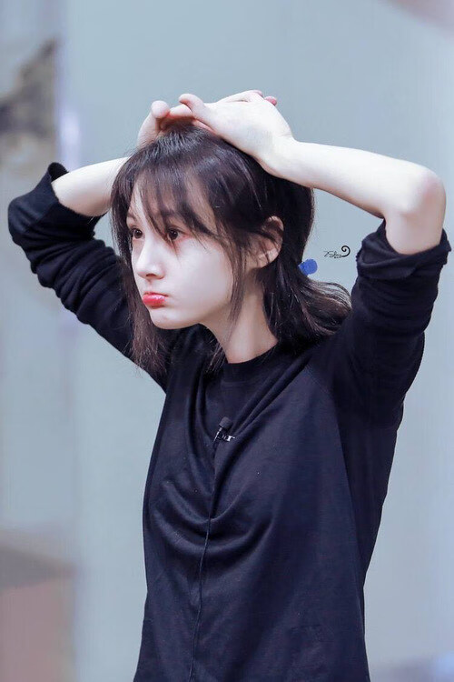 fb体育官网首页-哥伦比亚女足在巴黎奥运会比赛中以3-1击败巴西，哥伦比亚足球2021