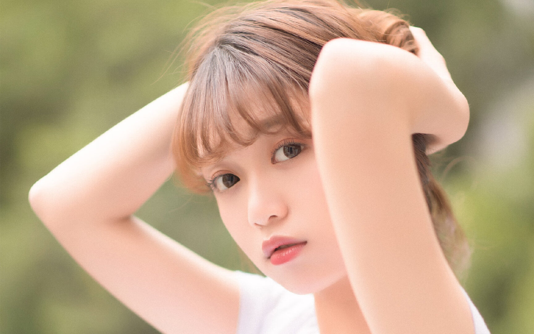 fb体育-女子篮球青训强调攻防转换速度提升比赛适应性，女子篮球运球训练方法
